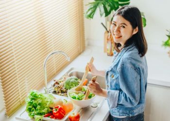 Cara Diet Turun Berat Badan yang Aman Tanpa Bahayakan Kesehatan