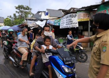 ASN ke Turun ke Jalan Ingatkan Warga Patuhi PSBB