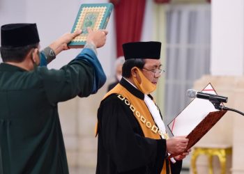 Presiden Jokowi Ambil Sumpah Syarifuddin sebagai Ketua MA