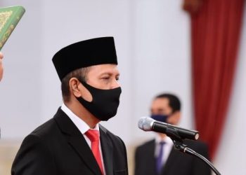 Presiden Jokowi Lantik Kepala BNPT dan Saksikan Pengucapan Sumpah Kepala PPATK