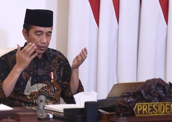 Presiden Jokowi Serahkan Zakat ke Baznas secara Daring