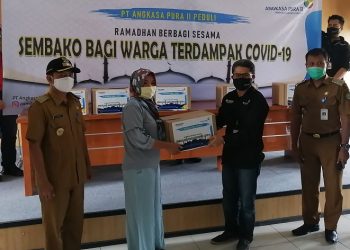 PT Angkasa Pura II Gelontorkan 3.000 Paket Sembako untuk Warga Terdampak Covid-19