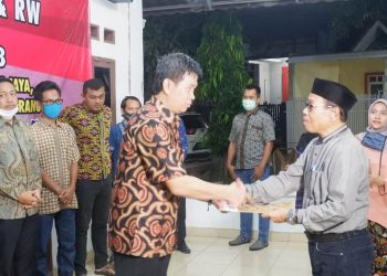 Ketua RW 08 dan 15 Ketua RT Permata Tangerang Serentak Dilantik