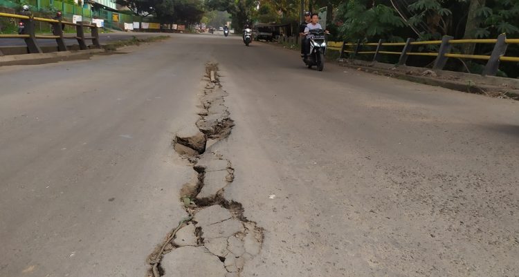 Kondisi Jembatan Jalentreng, Serpong, Kota Tangsel. (PHD)