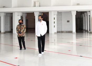 Presiden Jokowi Tinjau Kesiapan Prosedur Kenormalan Baru di Masjid Baiturrahim