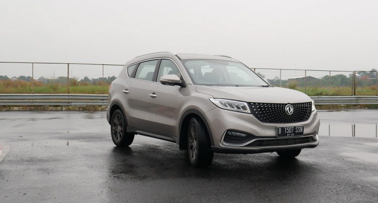 DFSK Glory i-Auto. (IST)