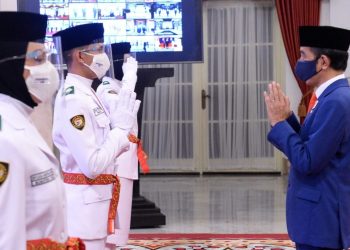 Presiden Jokowi Kukuhkan Anggota Paskibraka 2020