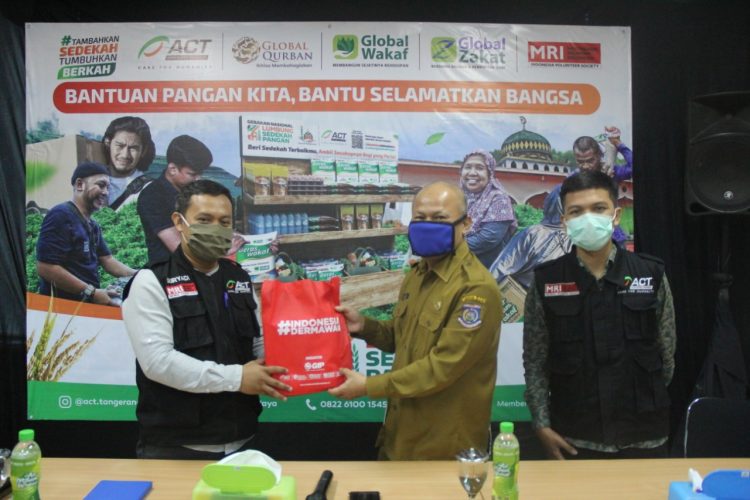 Gerakan Nasional Lumbung Sedekah Pangan (GN-LSP) Aksi Cepat Tanggap (ACT). (KEY)