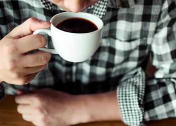 Sudah Minum Kopi Tapi Masih Ngantuk, Apa Penyebabnya?