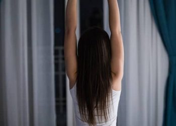 Yuk, Coba 6 Gerakan Peregangan Sebelum Tidur Agar Lebih Nyenyak