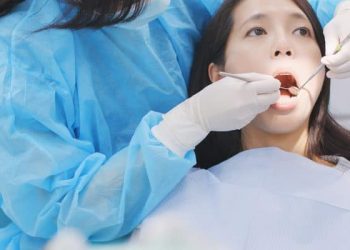 Seberapa Sering Harus ke Dokter Jika Punya Gigi Sensitif?