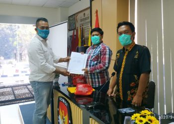 Ben-Pilar Lengkapi Berkas Pencalonan ke KPU Tangsel