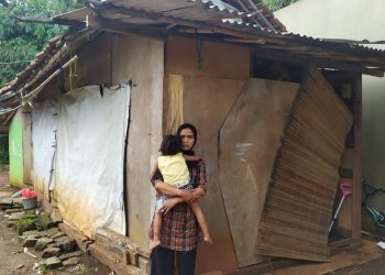 Satu Keluarga di Tangsel Huni Rumah Reot