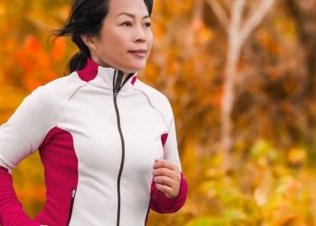 Cari 3 Kandungan Suplemen Ini untuk Cegah Osteoporosis