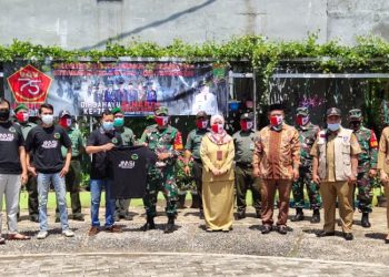 HUT TNI ke 75, Koramil 02/Curug Bersama JMSI Banten Bagikan Ribuan Masker dan Rapid Test