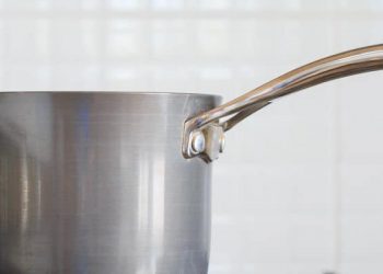 Yang Harus Anda Lakukan Ketika Tabung Gas Kompor Rumah Bocor