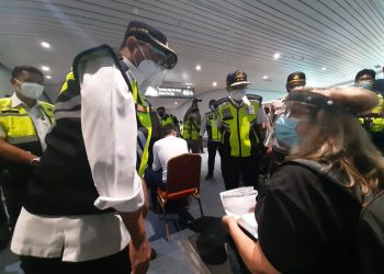 Pantau Arus Balik Libur Panjang Di Bandara Soekarno-Hatta Menhub Klaim Sesuai Protokol Kesehatan
