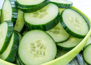 Benarkah Wanita Tidak Boleh Makan Timun Saat Sedang Haid?