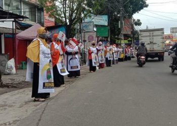 Akhiri Masa Kampanye, Azizah-Ruhama Gelar Aksi Sapa Warga Akbar di 54 Kelurahan