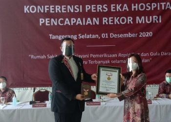 Rapid Test dan Pemeriksaan Gula Darah Gratis Terbanyak, Eka Hospital Raih Rekor MURI