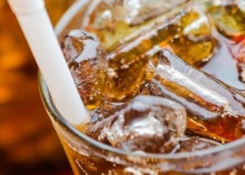 5 Cara Mengatasi “Kecanduan” Minuman Ringan