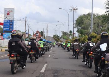 Jelang Hari Pencoblosan Pilkada Cilegon dan Kabupaten Serang, Petugas Gabungan Patroli