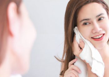 Cara Cuci Muka yang Benar Agar Kulit Bebas dari Kotoran