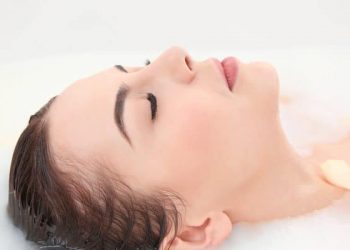 Manfaat Mandi Susu untuk Kulit dan Cara Melakukannya di Rumah