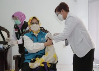 Airin Nyatakan 8.901 Vaksin di Tangsel Sudah Siap Disuntikan