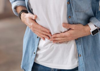 Pertolongan Pertama untuk Mengatasi Keracunan Makanan