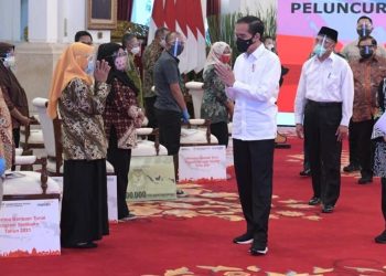Presiden Jokowi Luncurkan Bantuan Tunai Tahun 2021 se-Indonesia