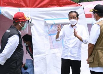Presiden Kunjungi Posko Pengungsian Mamuju dan Pastikan Bantuan bagi Warga Terdampak Gempa
