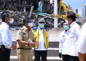 Presiden Tinjau Kantor Gubernur Sulawesi Barat yang Terdampak Gempa