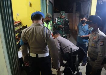 Razia Warung Jamu, Ini yang Ditemukan Petugas