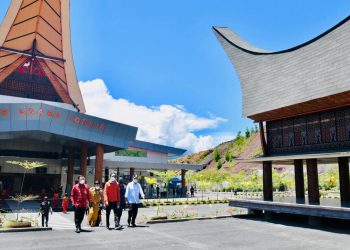 [VIDEO] Peresmian Bandara Toraja