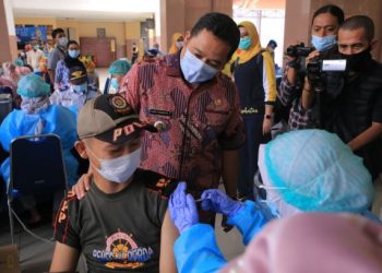 Vaksinasi Tahap Dua Kota Tangerang Telah Berjalan 52 Persen