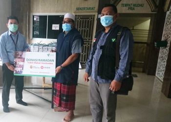 Bank Sampoerna Sebar Ribuan Paket Buka Puasa di 17 Kota