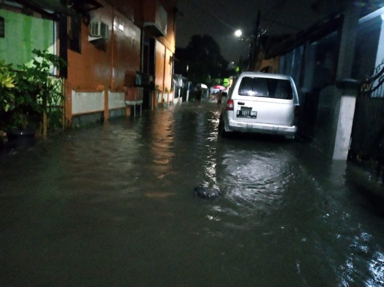 Banjir di Perumahan Pondok Pakulonan, Serpong Utara, Kota Tangsel. (RAY)