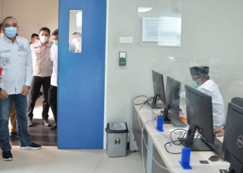 Bertempat di Kampus UMN, Bupati Zaki Pantau Pelaksanaan Tes Bakal Calon Kades