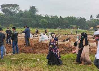 Sehari Penggali Kubur di TPU Khusus Covid-19 Kabupaten Tangerang Makamkan 9 Jenazah