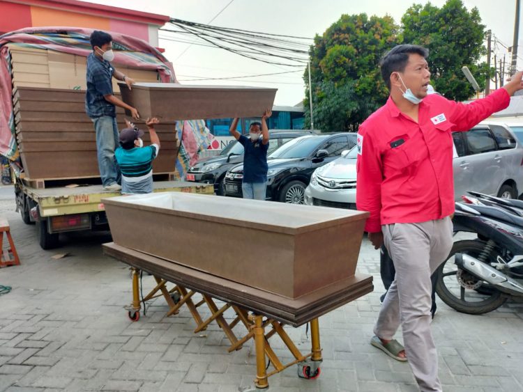 Stok peti mati di PMI Kabupaten Tangerang. (RIK)