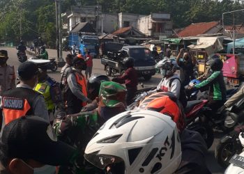 Penerapan PPKM Darurat, Ribuan Kendaraan Diputar Balik Polres Tangsel di 4 Titik Penyekatan