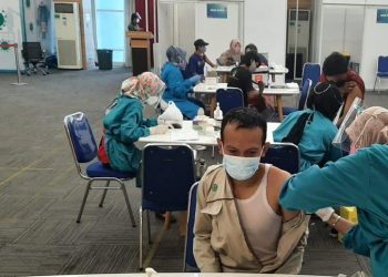 Hari Kedelapan PPKM Darurat, Polda Banten Vaksin 1.396 Orang