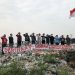 Darurat Sampah dan Sindir Pemkot Tangerang, Aktivis Lingkungan Upacara HUT RI Di TPA Ilegal