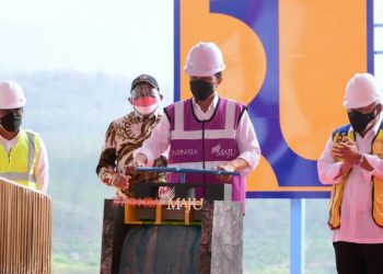 Presiden Jokowi Resmikan Bendungan Kuningan