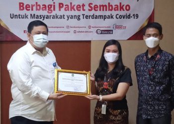 Bank Sampoerna dan KSP Sahabat Mitra Sejati Bagikan Sembako Di 17 Kota