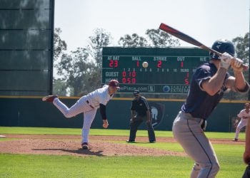 Dasar-dasar dalam Permainan Baseball https://www.goswampdogs.com/