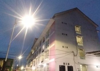 Terang Benderang, Pemkot Tangerang Pasang Puluhan PJU di Rusunawa  
