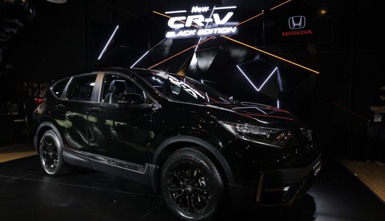 New Honda CR-V Black Edition. (IST)