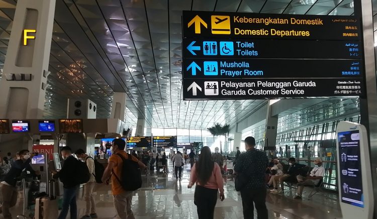 Suasana penumpang di Bandara Soekarno Hatta. (DOK)